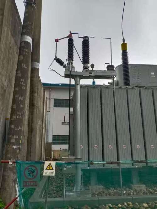 接地变压器怎样接线?